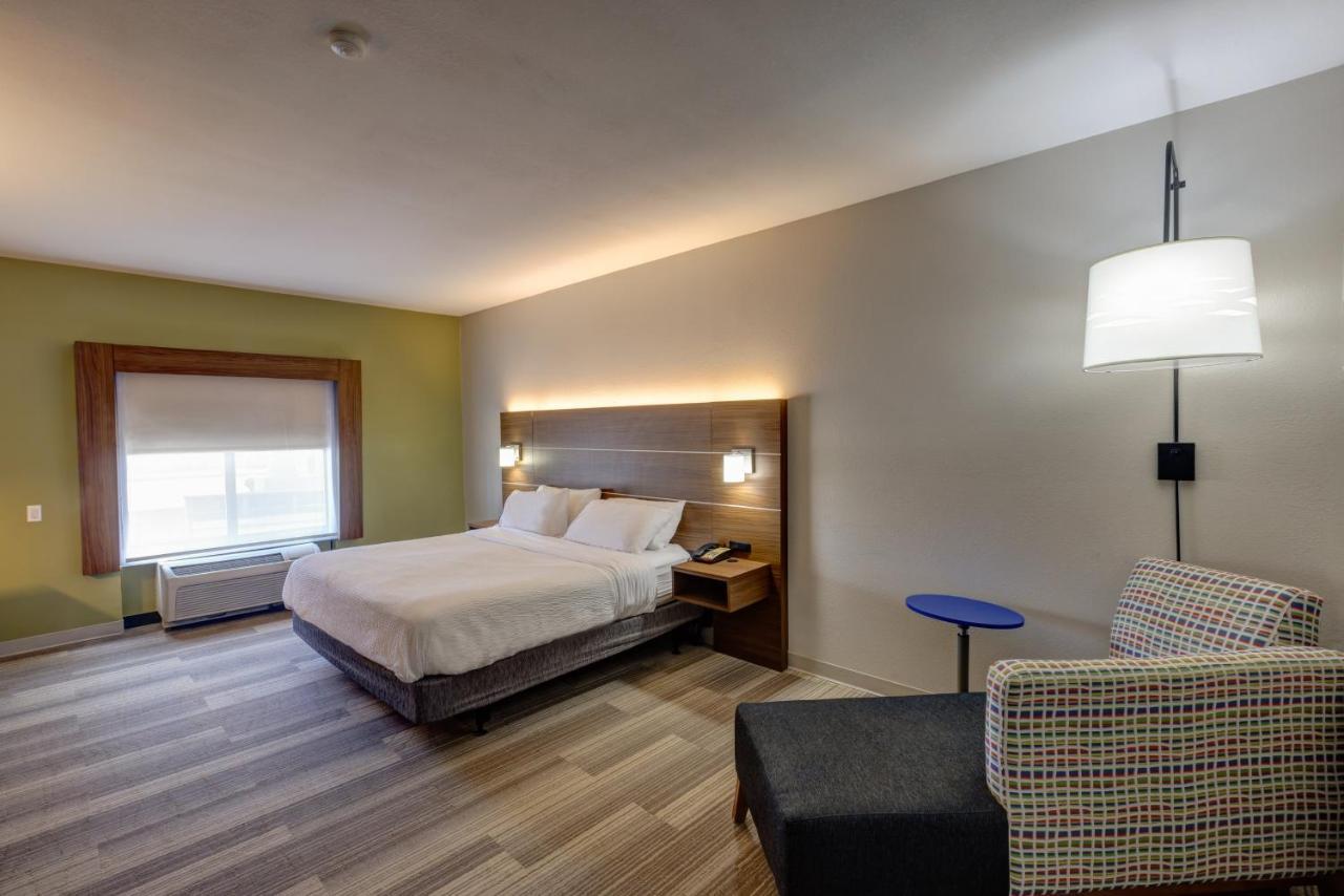 Holiday Inn Express Hotel & Suites Shelbyville By Ihg Εξωτερικό φωτογραφία