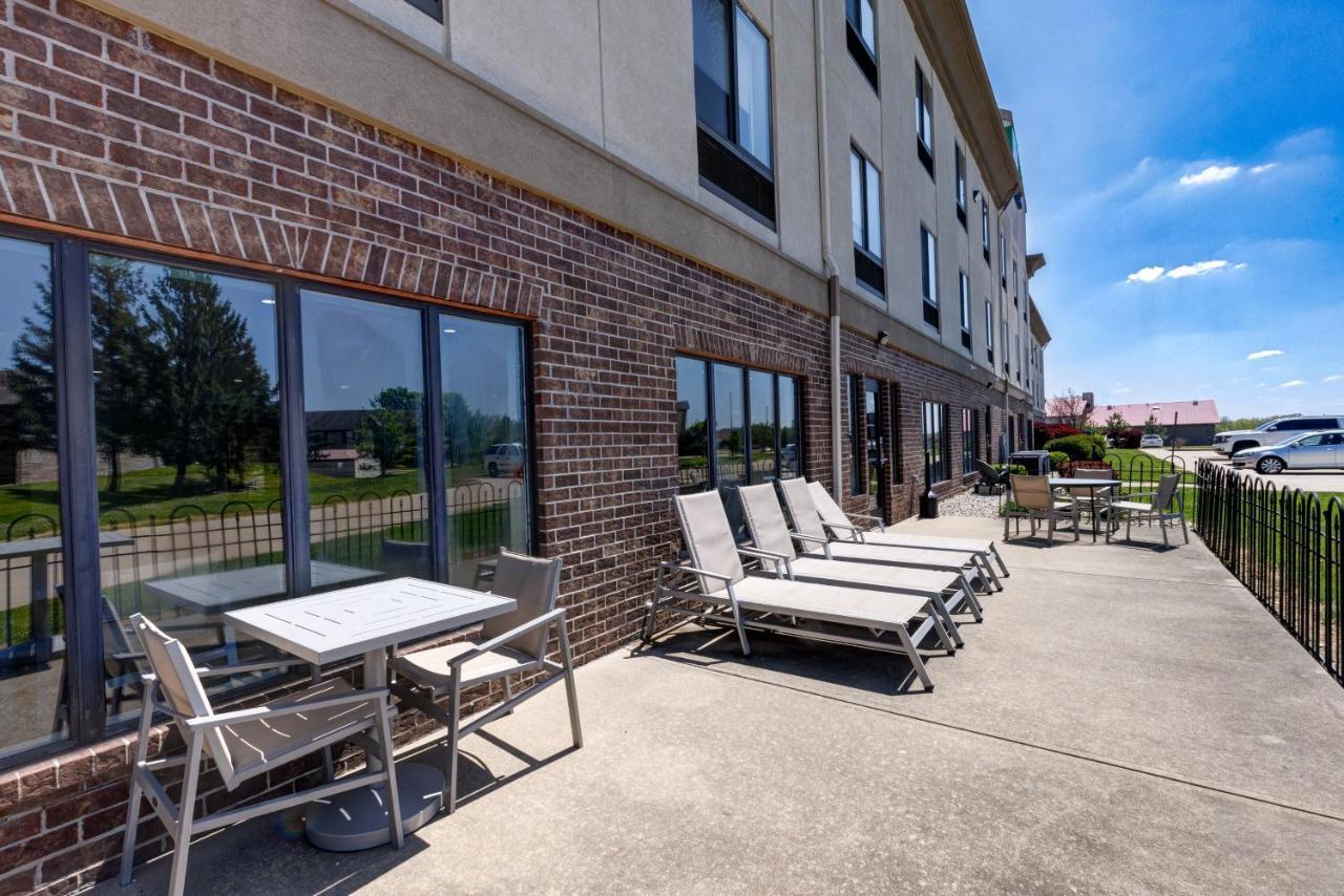 Holiday Inn Express Hotel & Suites Shelbyville By Ihg Εξωτερικό φωτογραφία