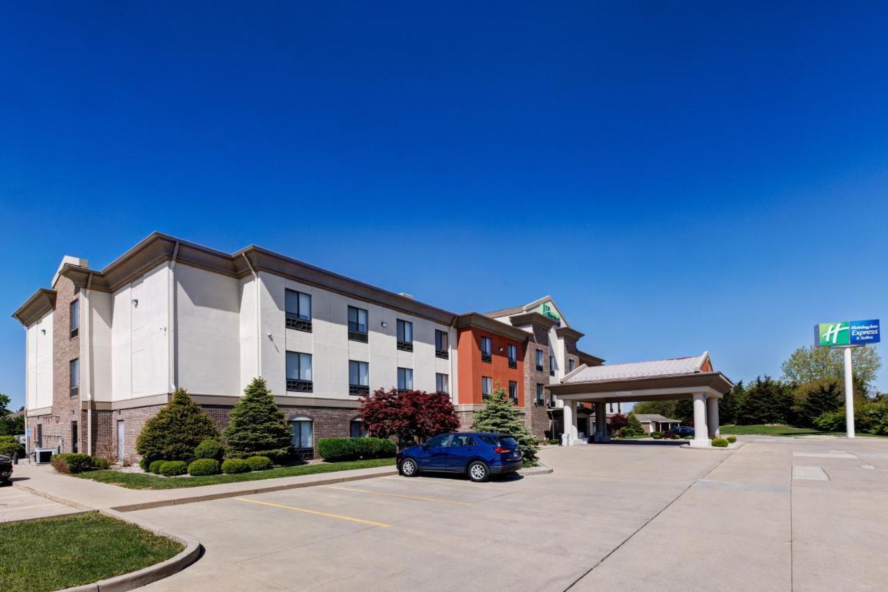 Holiday Inn Express Hotel & Suites Shelbyville By Ihg Εξωτερικό φωτογραφία