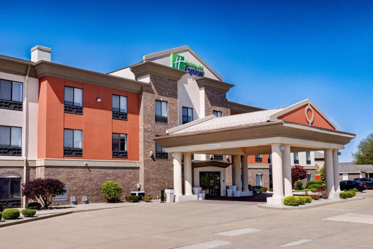 Holiday Inn Express Hotel & Suites Shelbyville By Ihg Εξωτερικό φωτογραφία