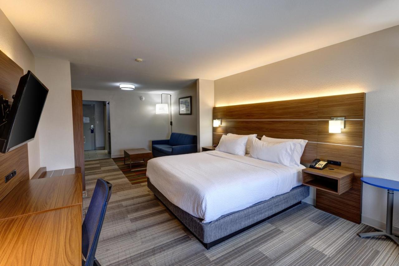 Holiday Inn Express Hotel & Suites Shelbyville By Ihg Εξωτερικό φωτογραφία