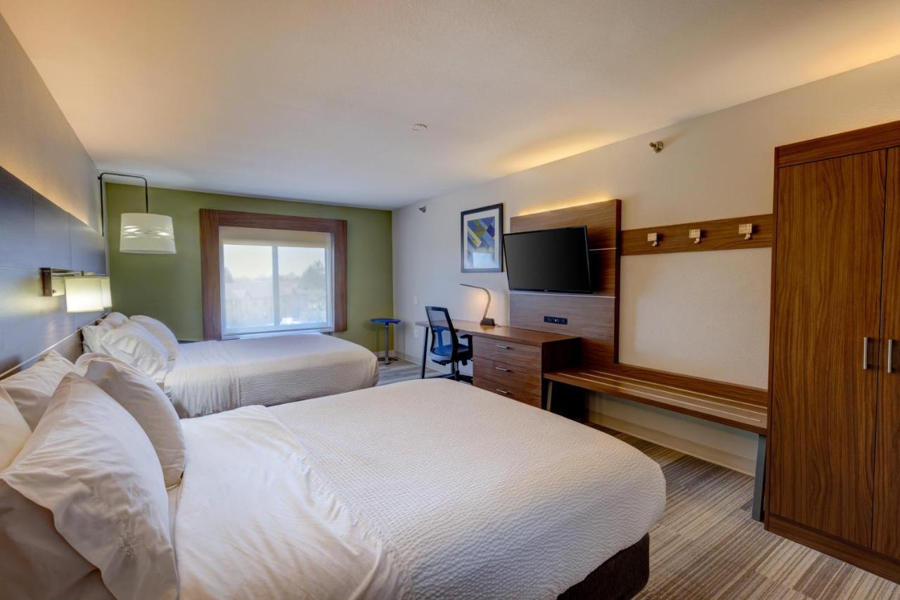Holiday Inn Express Hotel & Suites Shelbyville By Ihg Εξωτερικό φωτογραφία