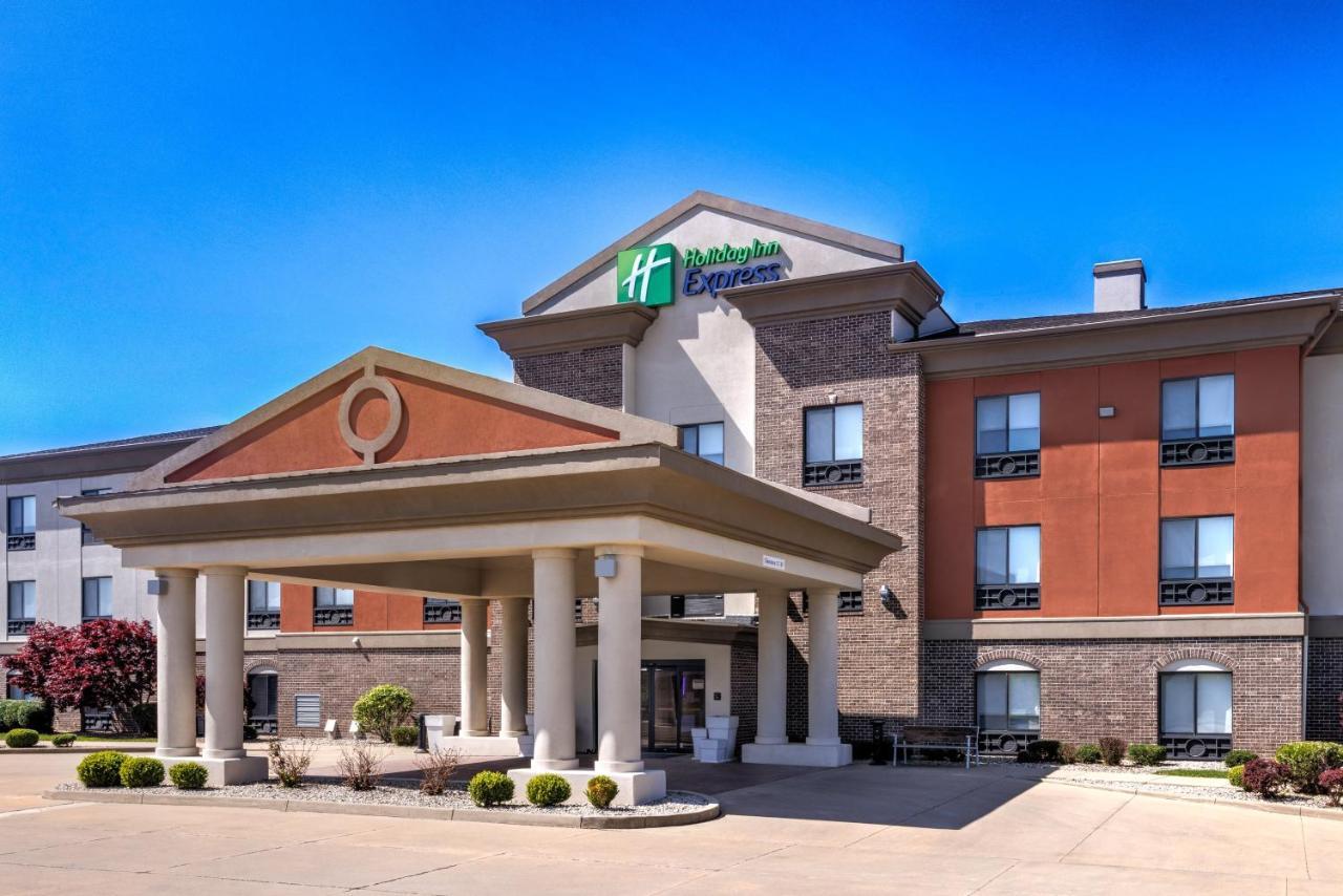 Holiday Inn Express Hotel & Suites Shelbyville By Ihg Εξωτερικό φωτογραφία