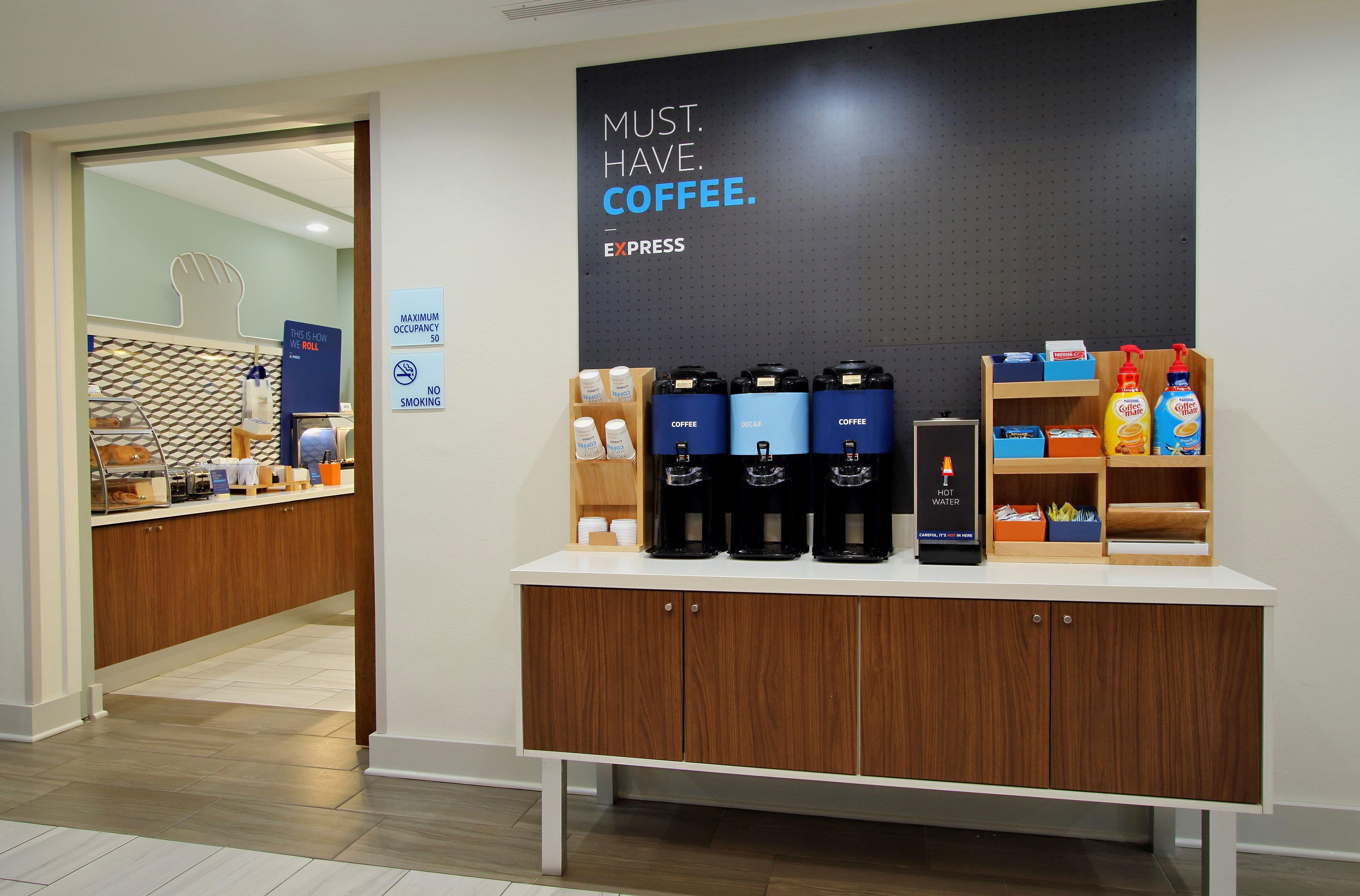 Holiday Inn Express Hotel & Suites Shelbyville By Ihg Εξωτερικό φωτογραφία