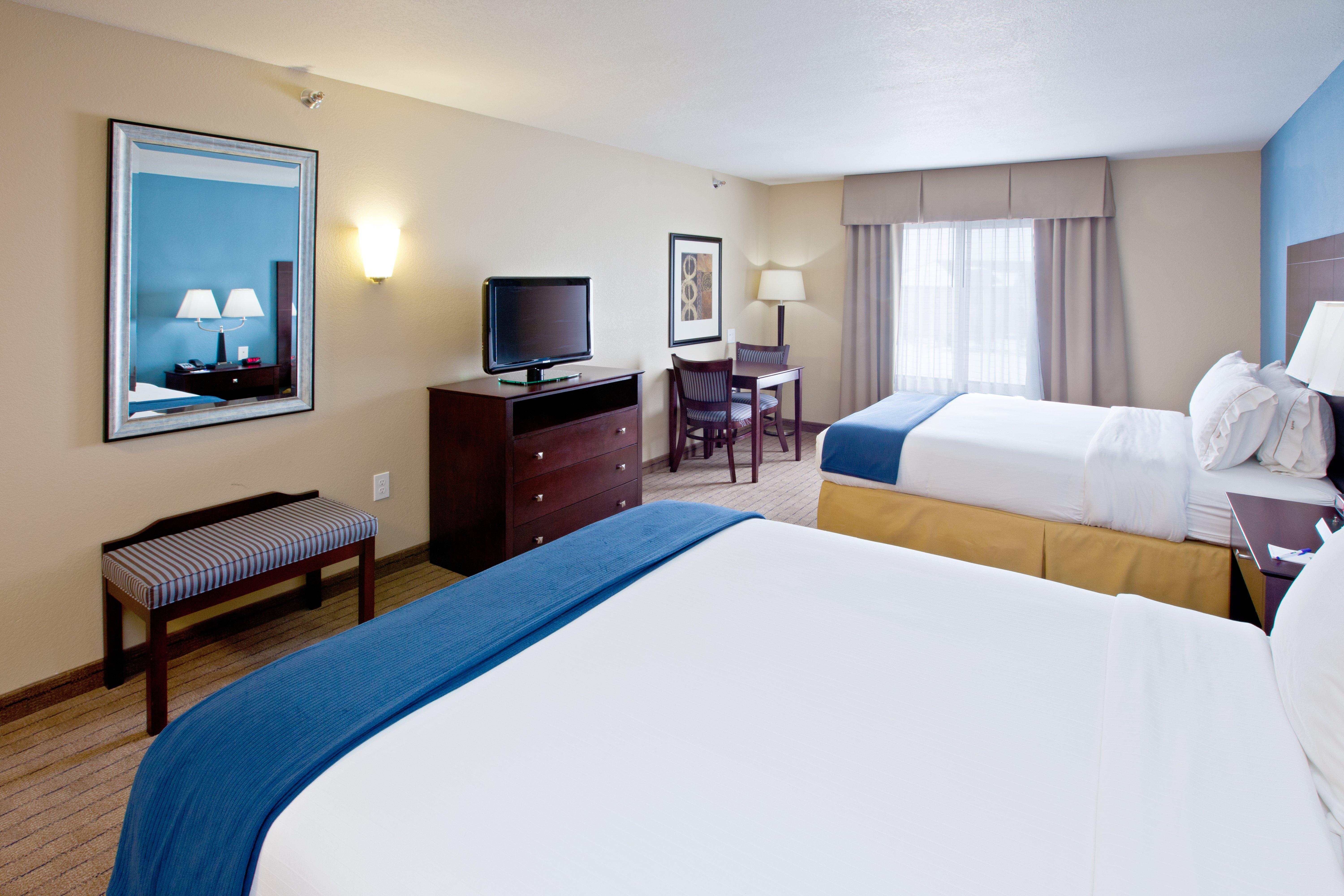 Holiday Inn Express Hotel & Suites Shelbyville By Ihg Εξωτερικό φωτογραφία