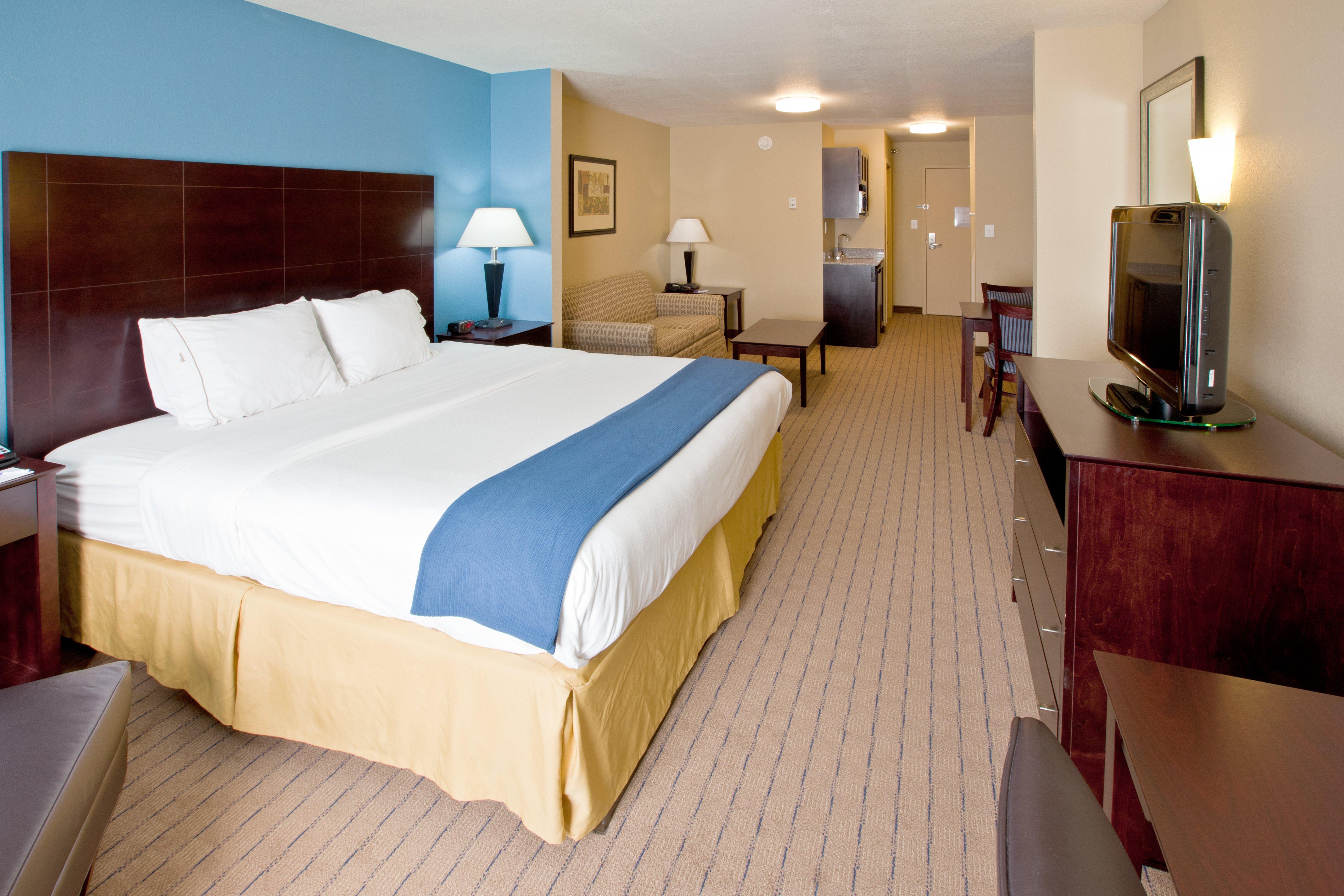 Holiday Inn Express Hotel & Suites Shelbyville By Ihg Εξωτερικό φωτογραφία