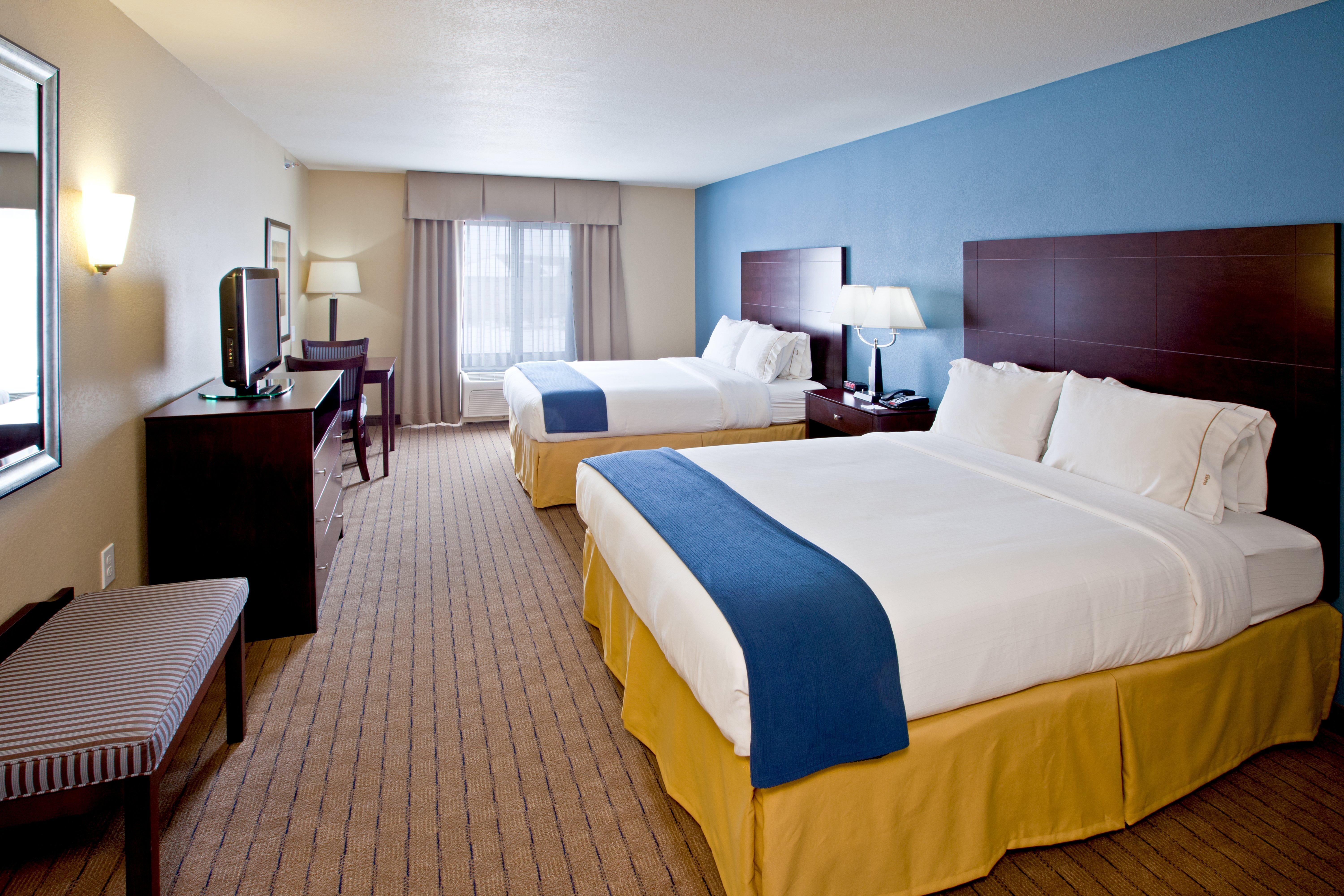 Holiday Inn Express Hotel & Suites Shelbyville By Ihg Εξωτερικό φωτογραφία